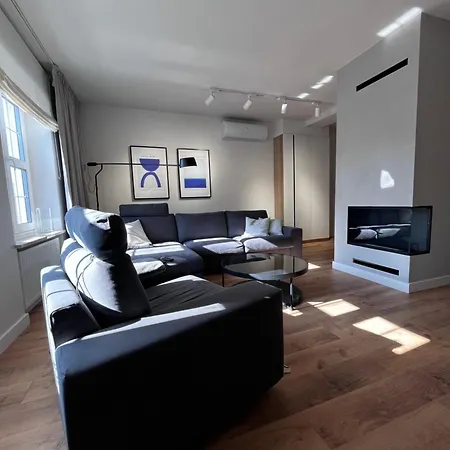 Apartment Grand - Old Town & Center *